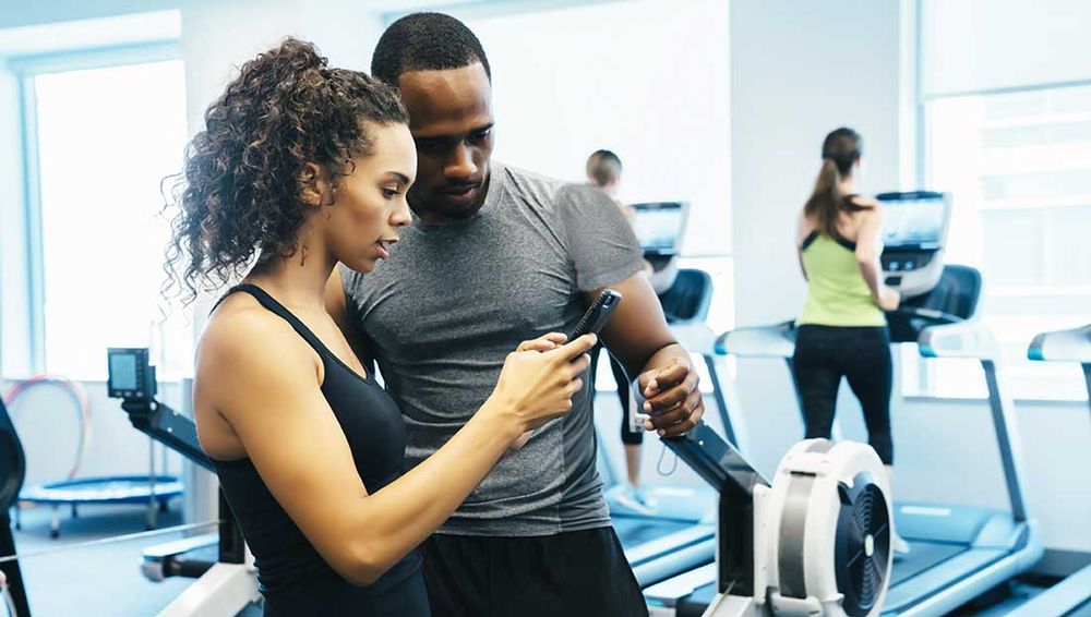 You Put That on Social Media? How Posting About Your Own Vulnerabilities Can Promote Health and Fitness